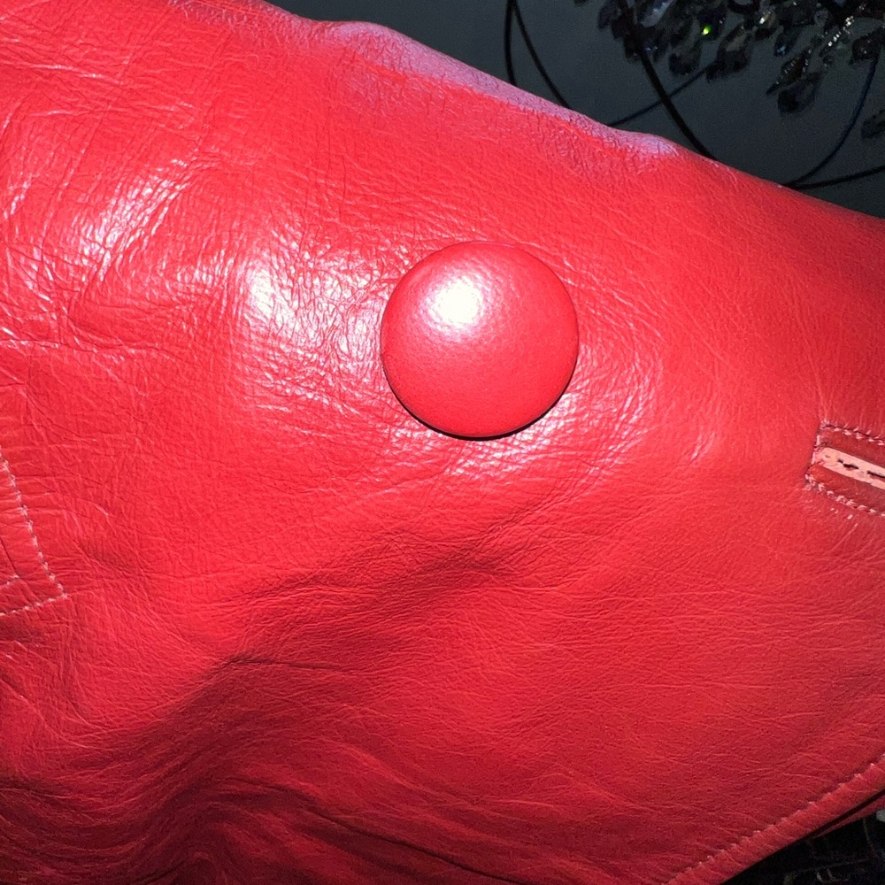 Vintage Golét 1970’s Red leather coat trimmed with a silver fox collar 8/10 Med - Picture 7 of 16